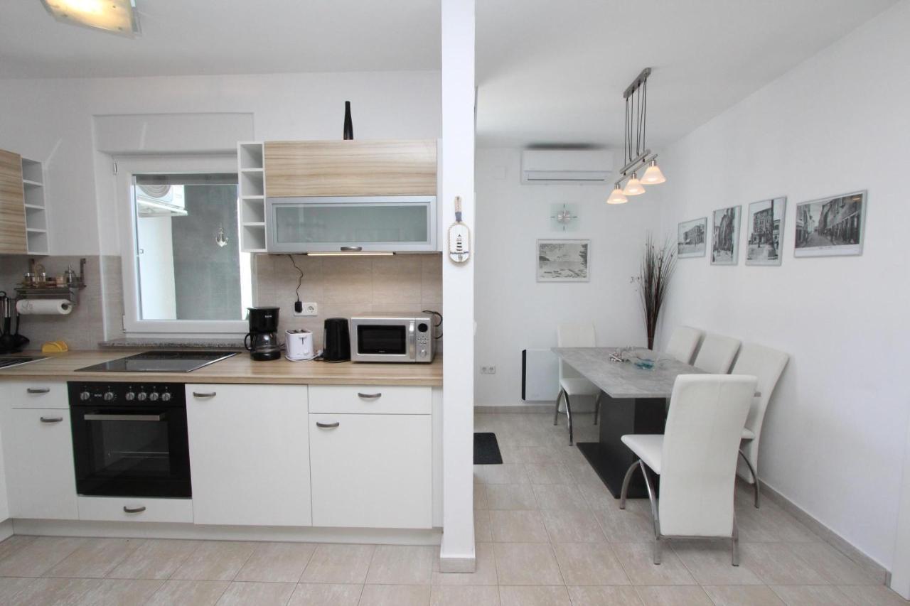 Apartment Adi Rovinj Exterior foto